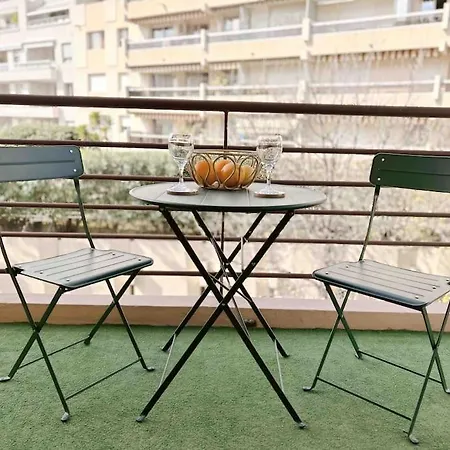 Apartman Le Diderot : 2 Prs, 10 Min Plages, Parking Antibes